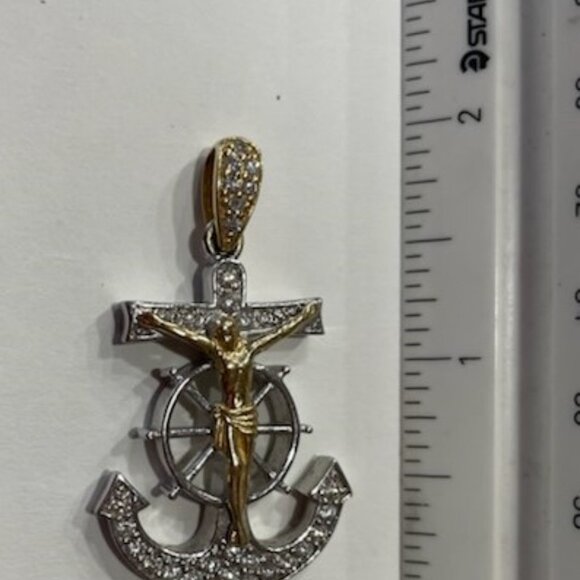 White & Yellow Gold RD Brilliant Cut 1 Carat Diamond Mariner Cross Shape Pendant - Picture 3 of 3